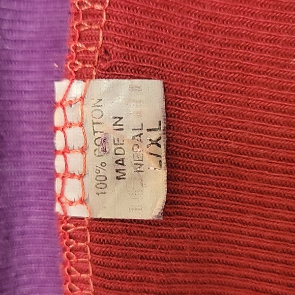 Multi colored sweatshirt with hood.Boho style. Size XL but actually seems like S - Picture 5 of 6